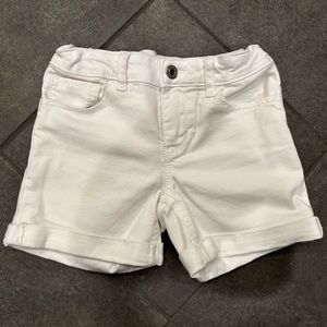 Girl’s GAP White Denim Shorts in Size 8